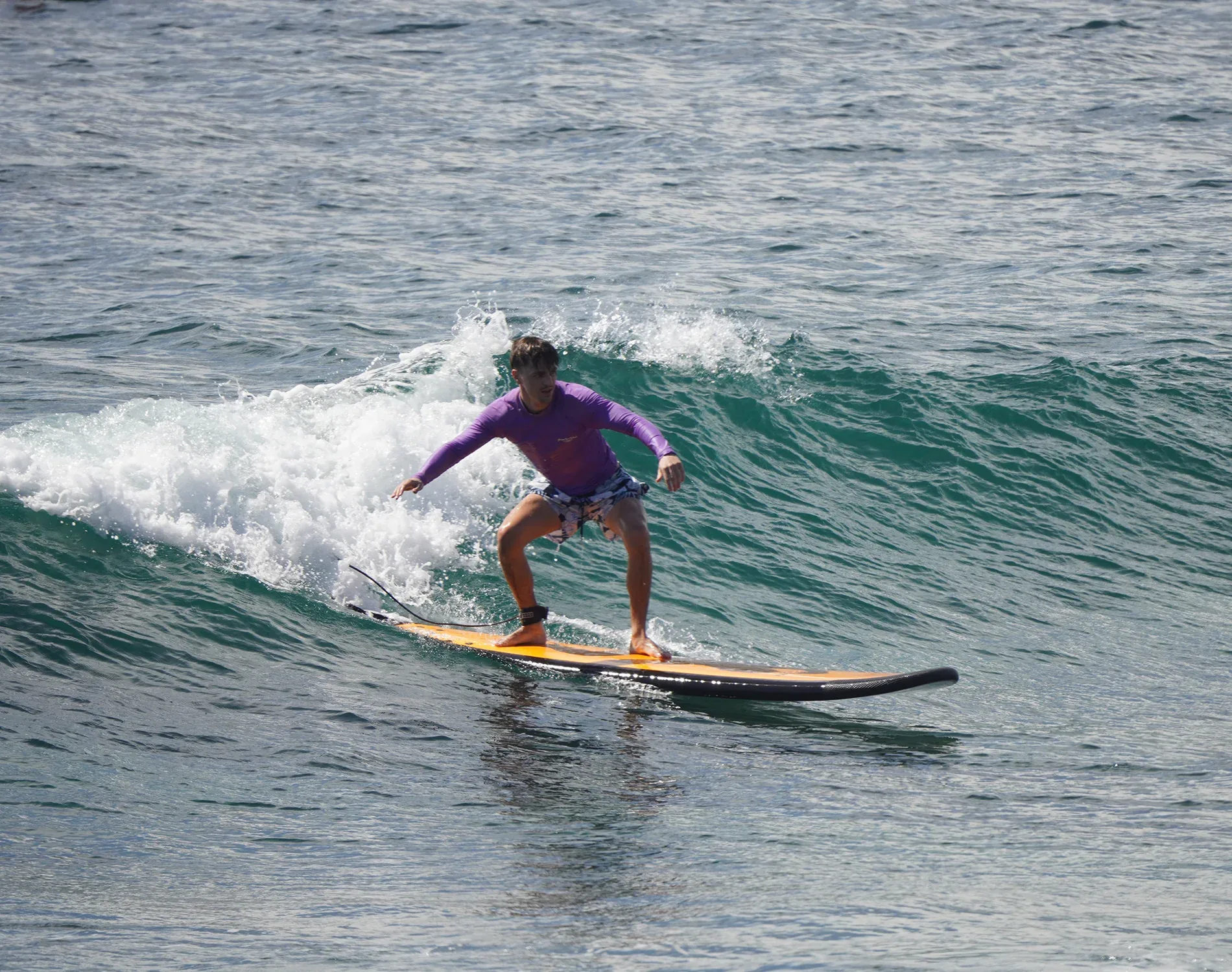 Moana Surf School surfing and coaching scene