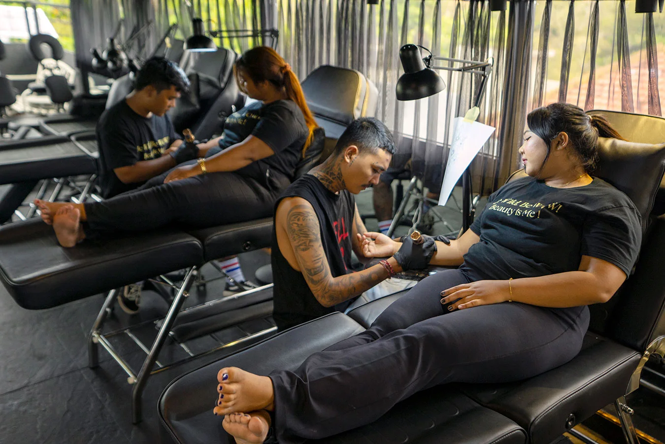 Studio photograph used on the Zahra Ink Tattoo Nusa Dua homepage